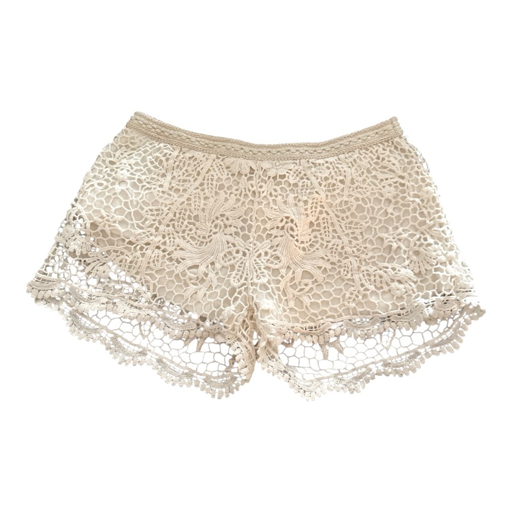 NWOT Mossimo Supply Co. Women’s Lace Crochet Shorts